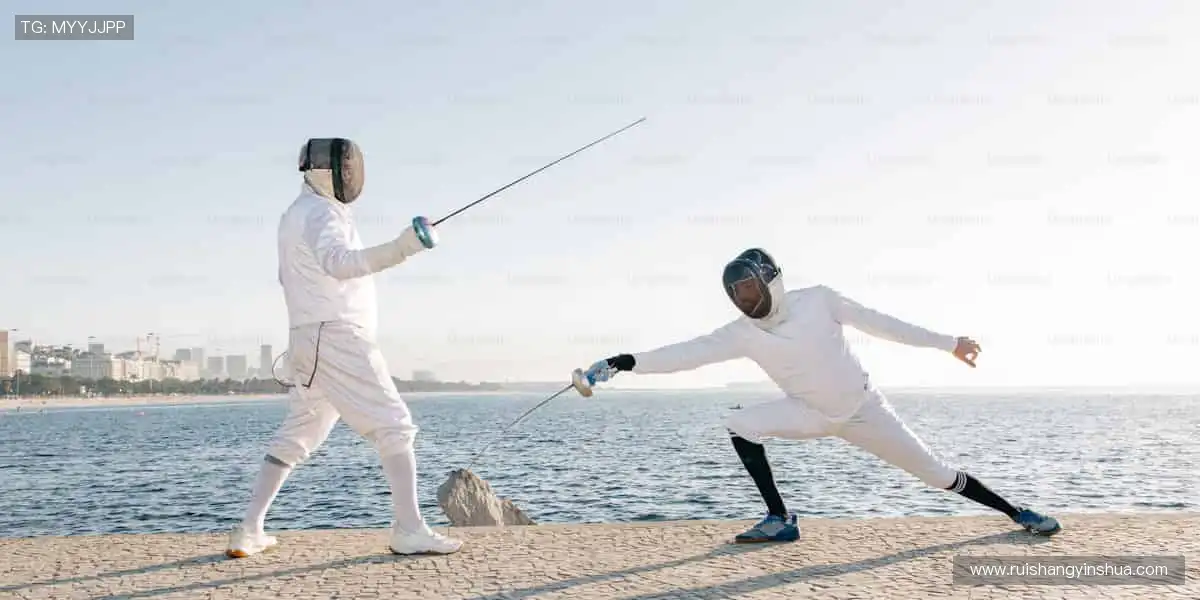 🎥专业解说，带你看透赛场背后的战术密码！🎙️